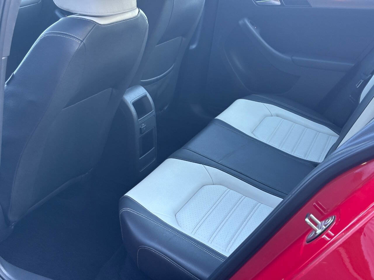 Used 2016 Volkswagen Jetta Sport image 15