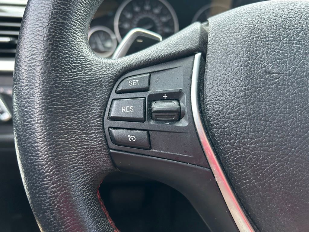 Used 2018 BMW 328d Sedan w/ Convenience Package RWD image 20