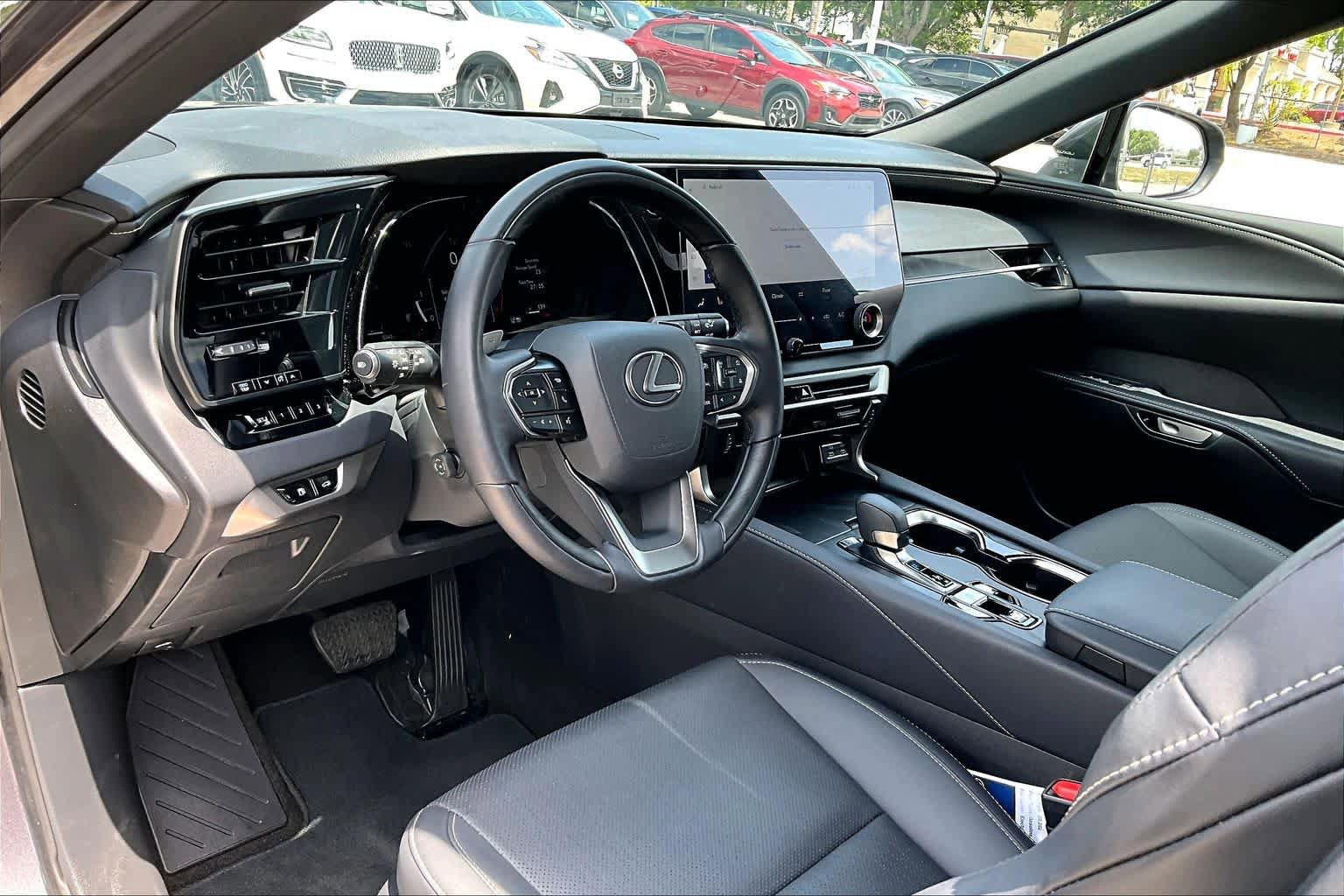 Used 2026 Lexus RX 350 Premium w/ Accessory Package (Z1) FWD image 18