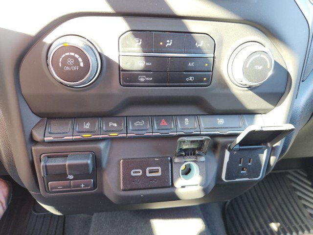 Used 2025 Chevrolet Silverado 2500 Custom w/ Custom Value Package image 39