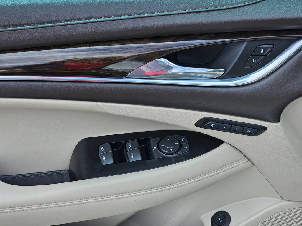 Used 2017 Buick LaCrosse Essence w/ Dynamic Driver Package FWD image 11