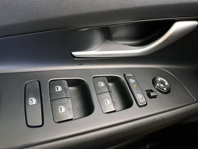 Used 2025 Hyundai Elantra Blue image 20