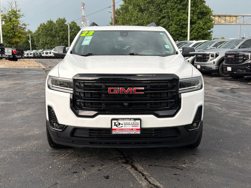 Used 2023 GMC Acadia SLT w/ Elevation Edition AWD/4WD image 2