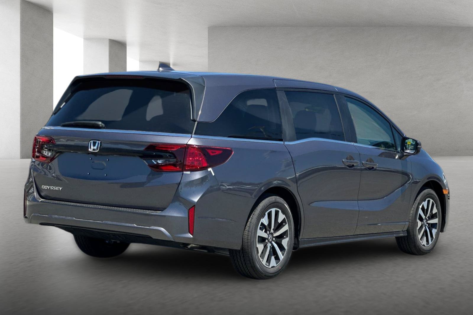New 2026 Honda Odyssey EX-L image 4
