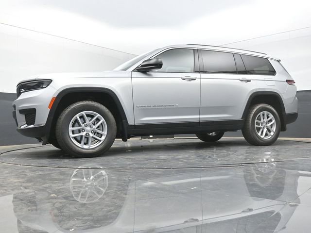 Used 2025 Jeep Grand Cherokee L Laredo w/ MOPAR Finishing Package AWD/4WD image 41
