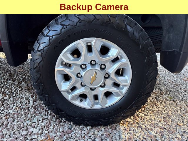 Used 2021 Chevrolet Silverado 2500 LT w/ Convenience Package AWD/4WD image 9