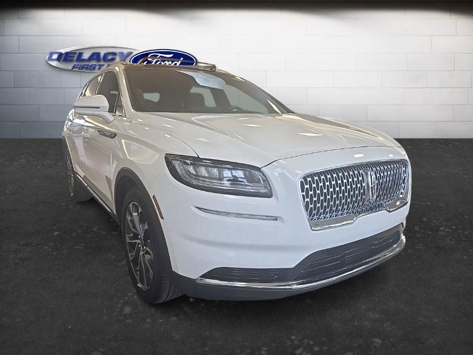 Used 2022 Lincoln Nautilus Reserve AWD/4WD image 10
