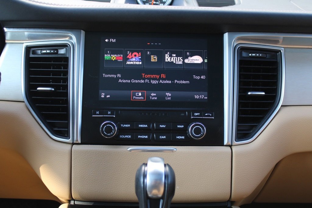 Used 2017 Porsche Macan GTS image 27