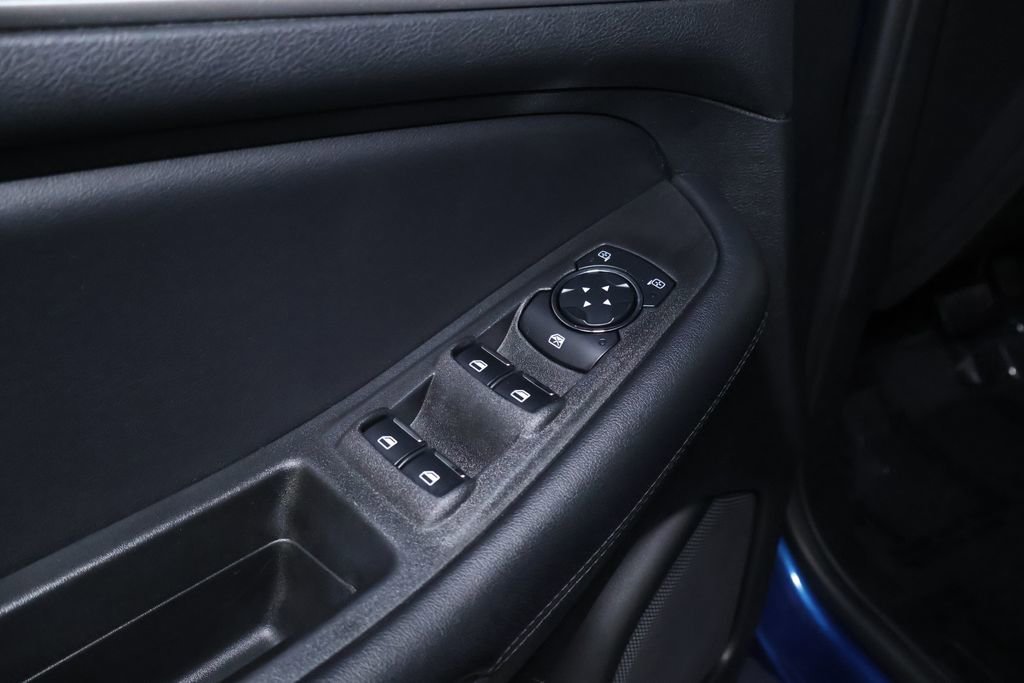 Used 2024 Ford Edge SEL image 12