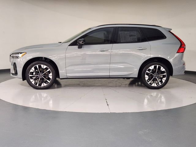 New 2026 Volvo XC60 B5 Plus w/ Protection Package Premier image 5
