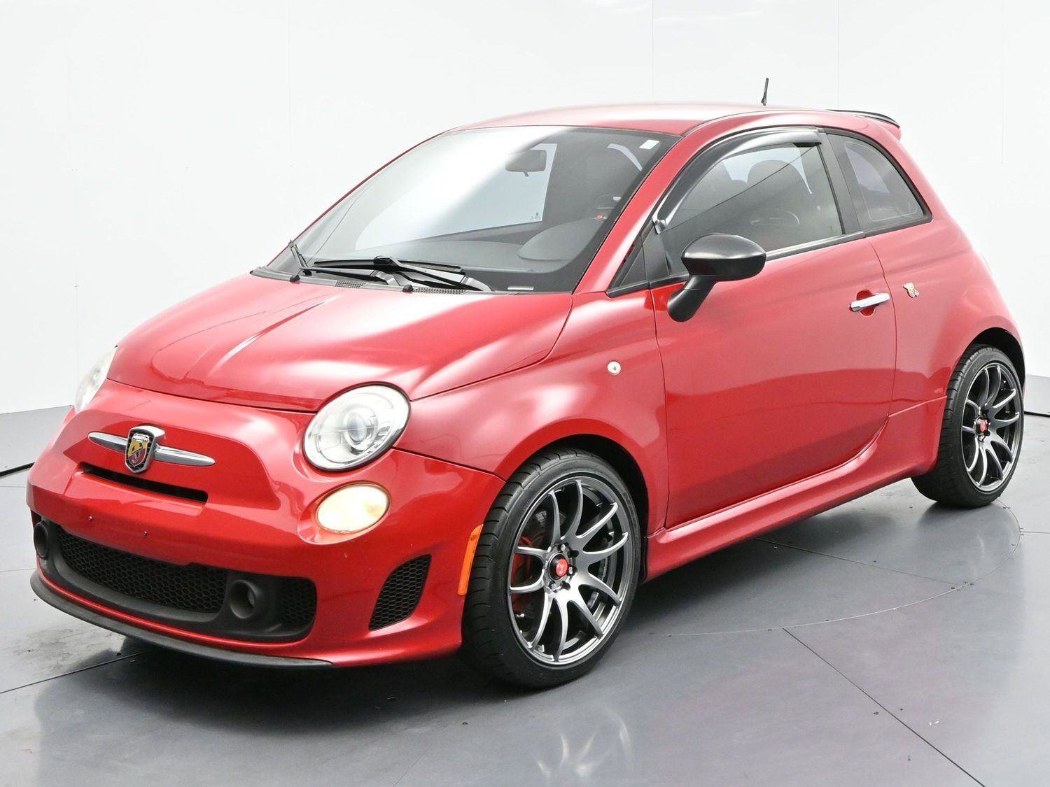 Used 2013 FIAT 500 Abarth FWD image 3