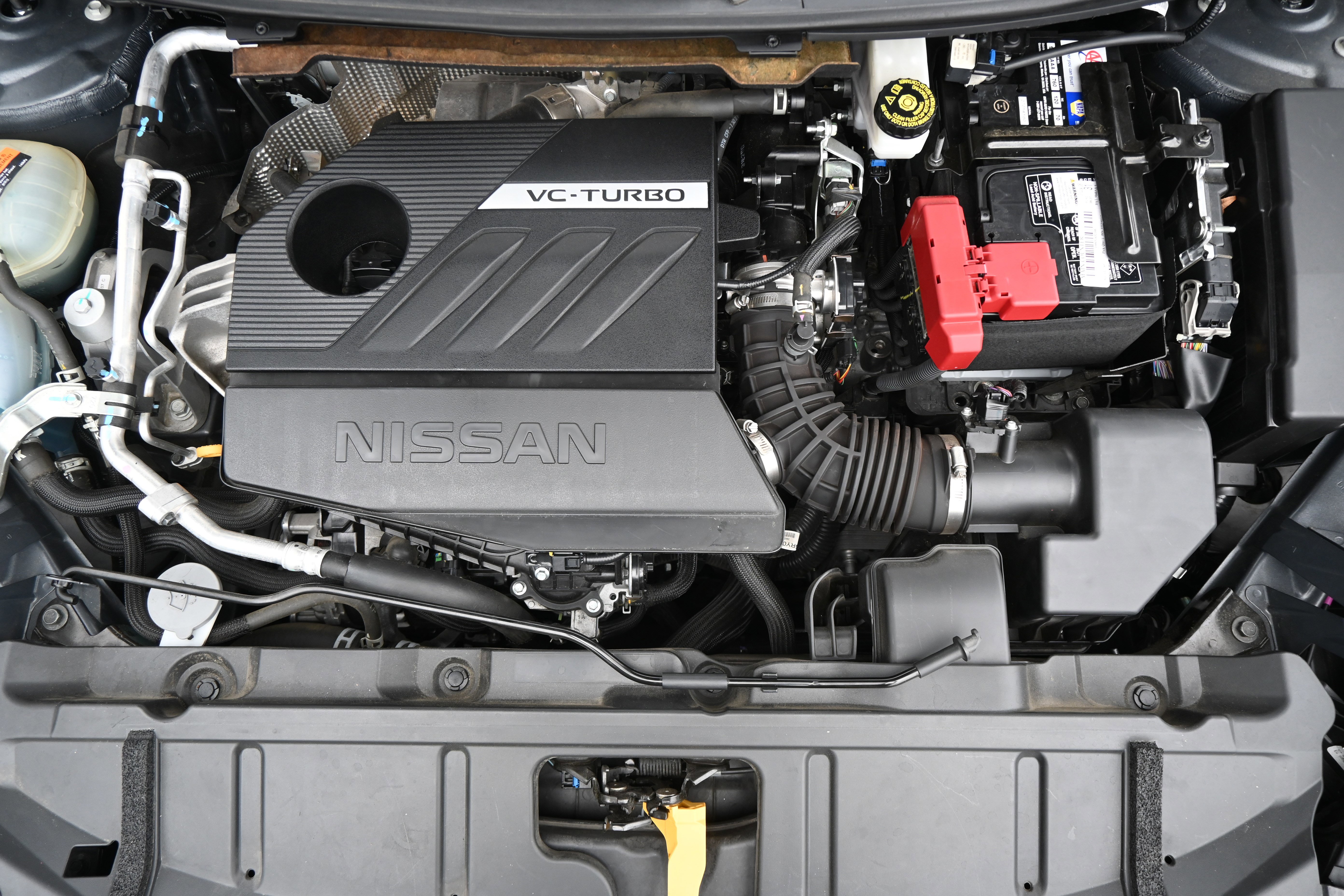 Used 2023 Nissan Rogue S image 34