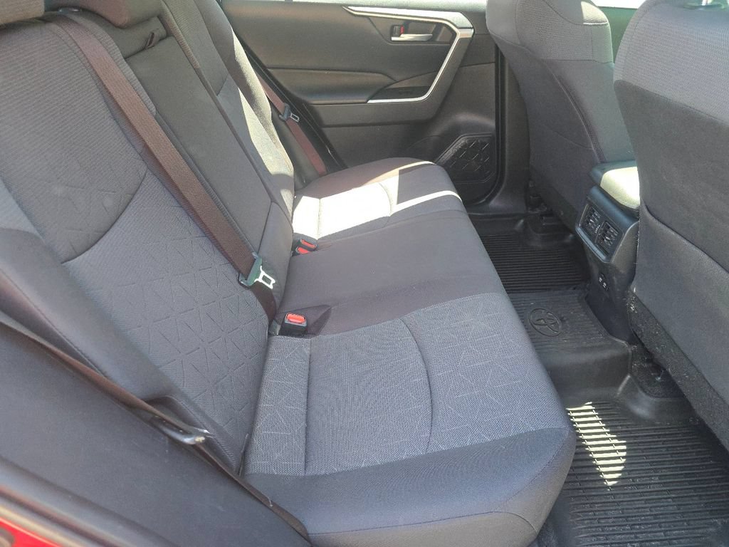 Used 2019 Toyota RAV4 XLE w/ Convenience Package AWD/4WD image 19