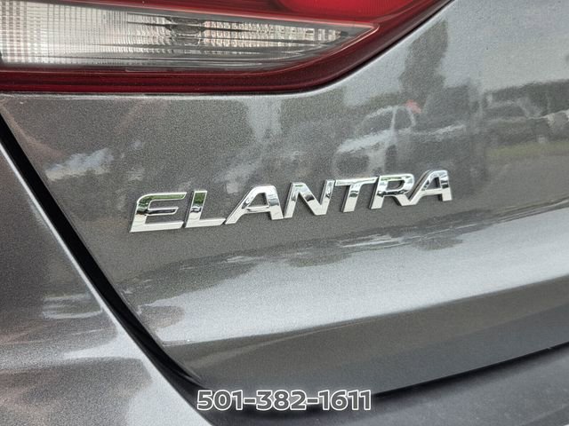 Used 2017 Hyundai Elantra SE FWD image 15