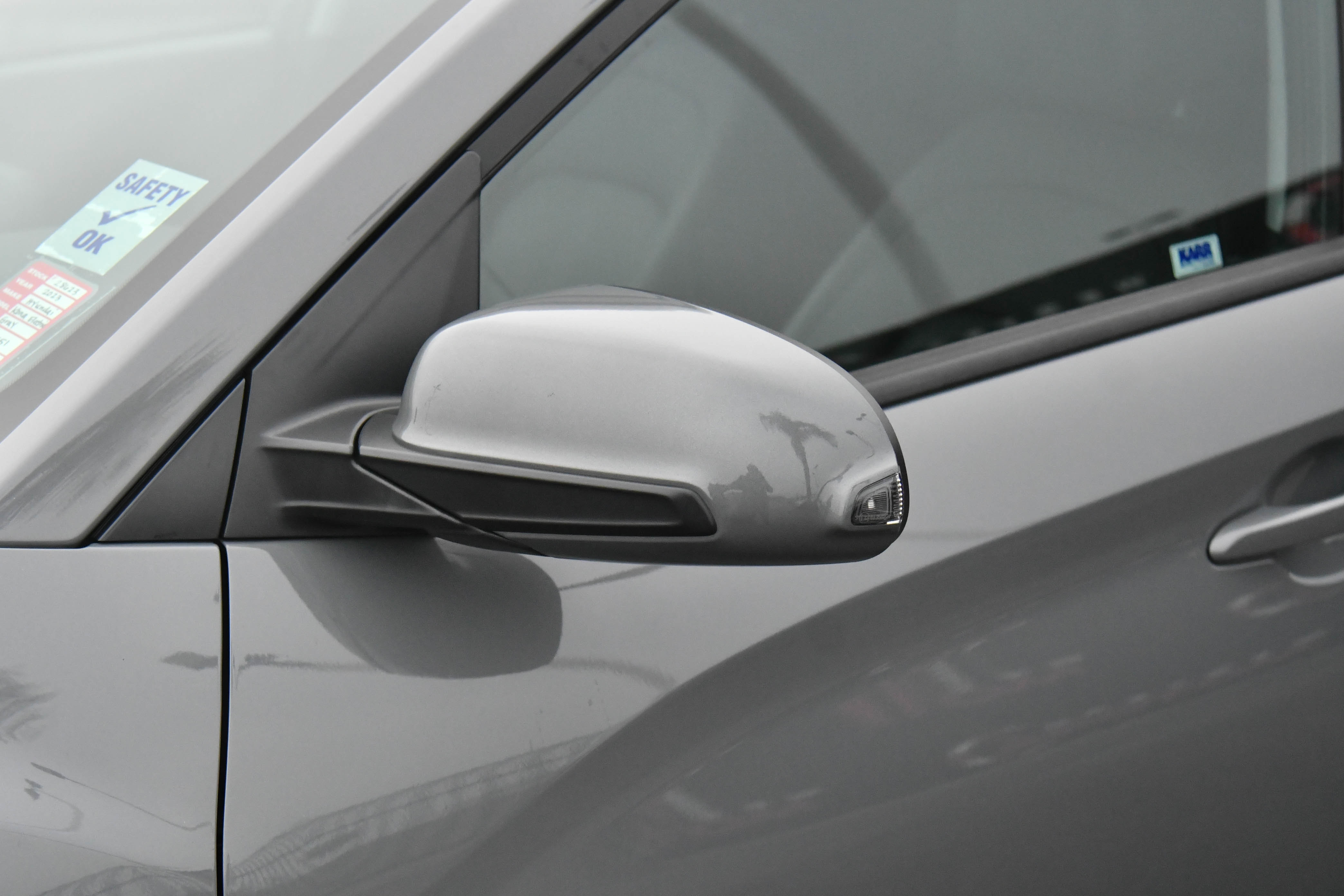 Used 2023 Hyundai Kona Limited image 13