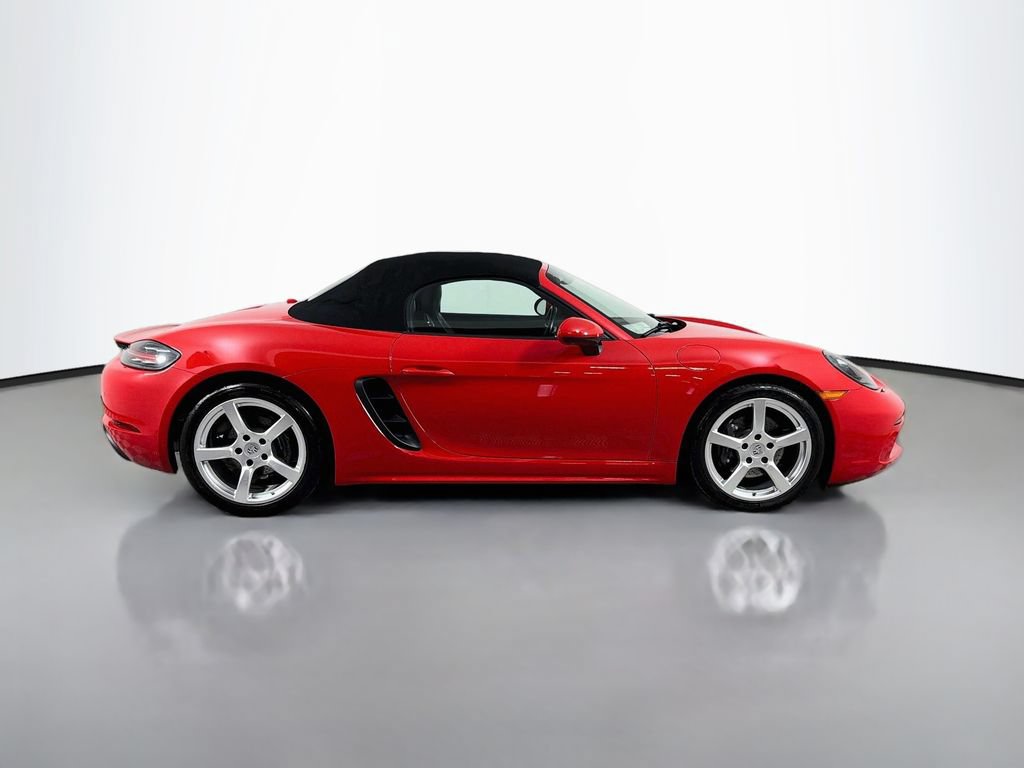 Used 2023 Porsche 718 Boxster RWD image 4