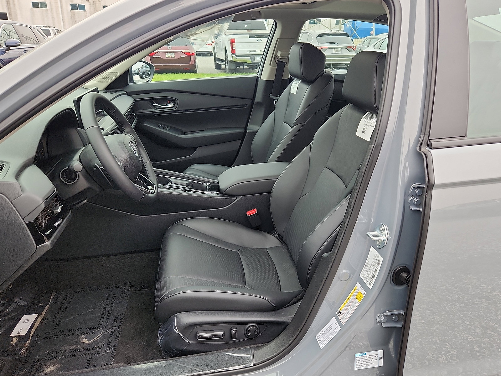 New 2025 Honda Accord EX-L image 9