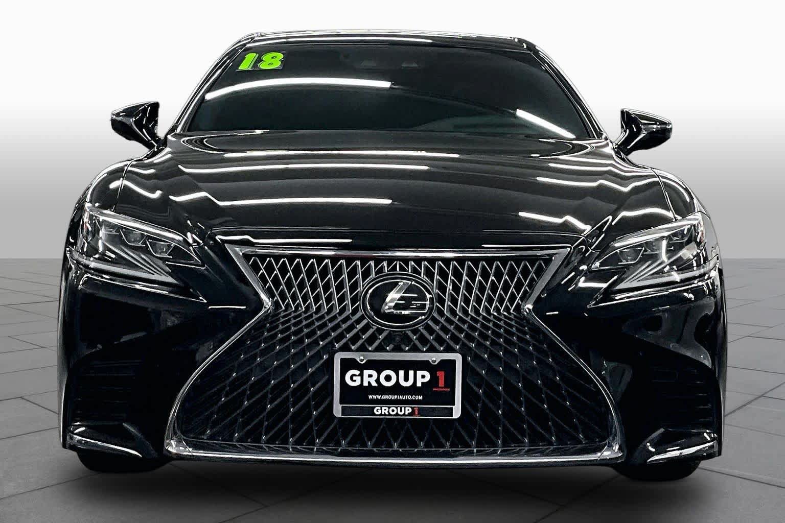 Used 2018 Lexus LS 500 w/ Luxury Package RWD image 3
