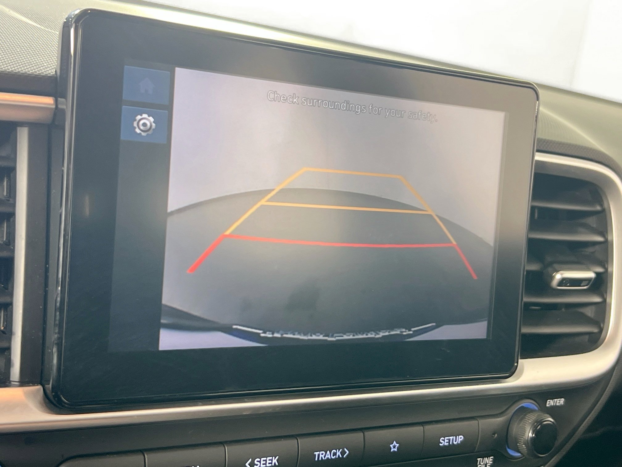 Used 2023 Hyundai Venue SE w/ Cargo Package image 13