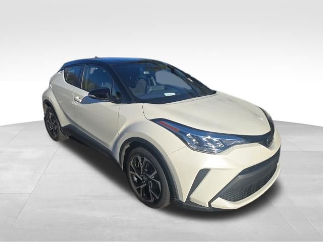Used 2020 Toyota C-HR XLE image 10