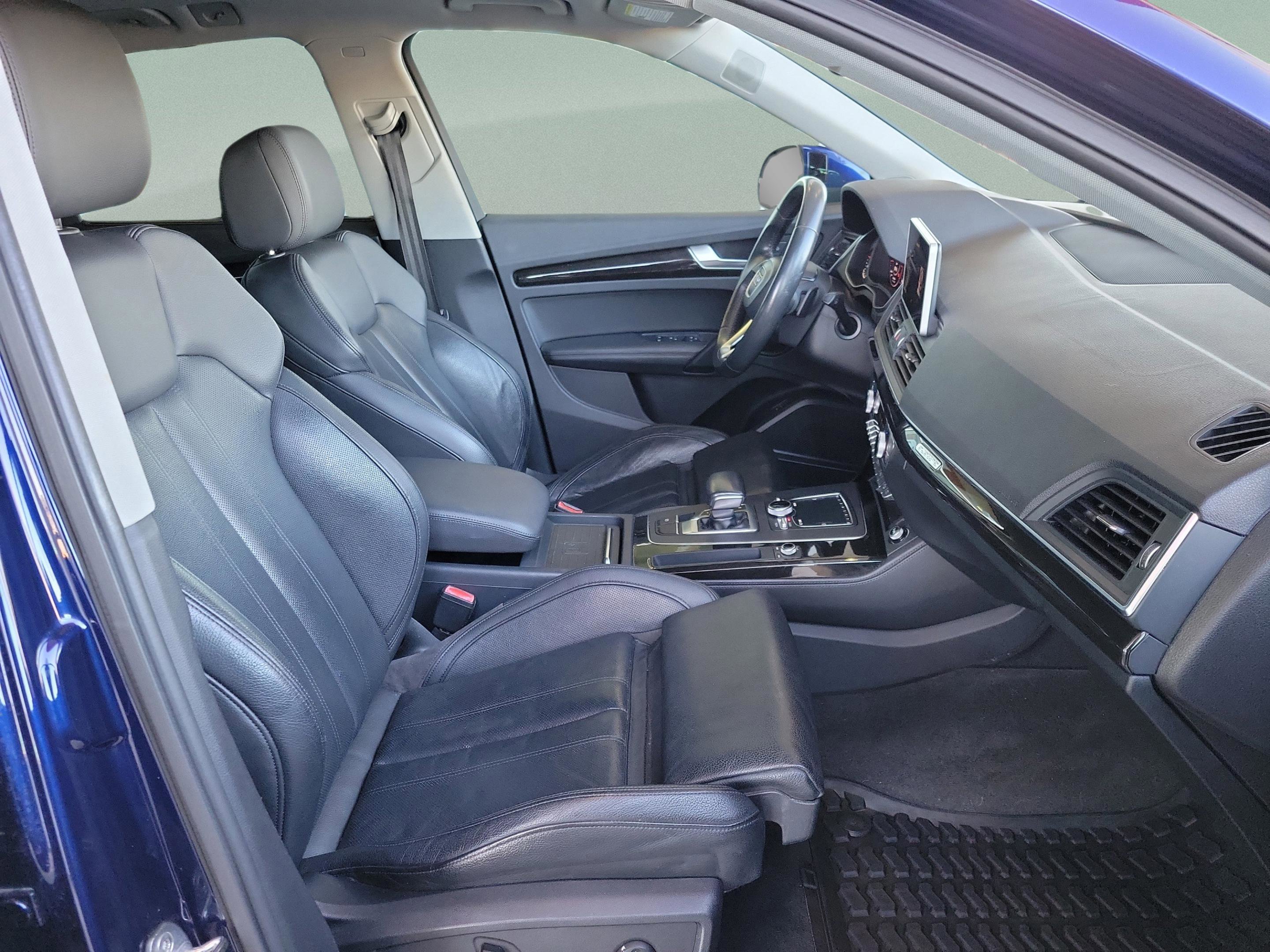 Used 2019 Audi Q5 2.0T Premium Plus w/ Premium Plus Package image 30