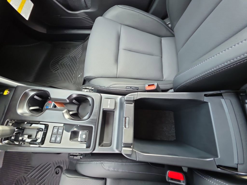 New 2026 Subaru Outback Touring AWD/4WD image 23