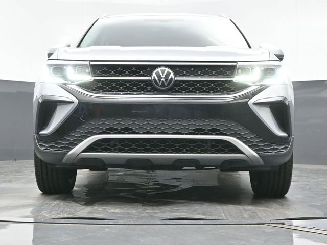 Used 2024 Volkswagen Taos SEL image 22