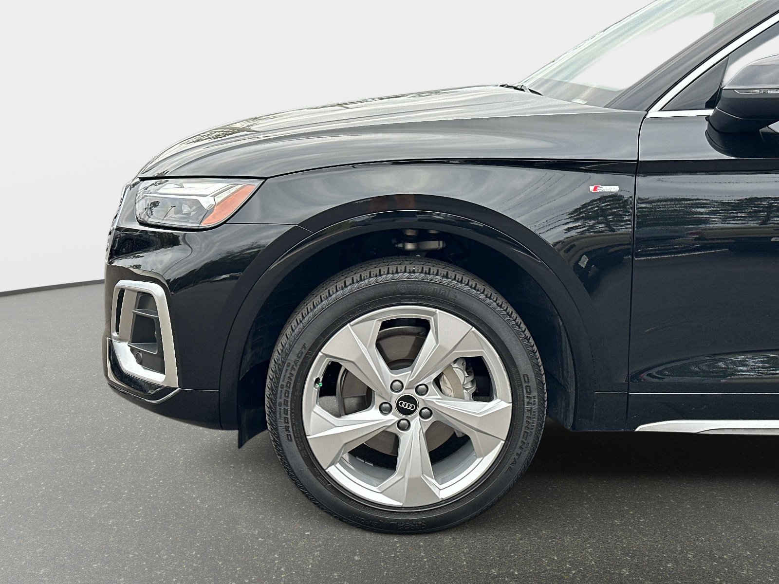 Used 2023 Audi Q5 2.0T Premium Plus w/ Premium Plus Package image 11