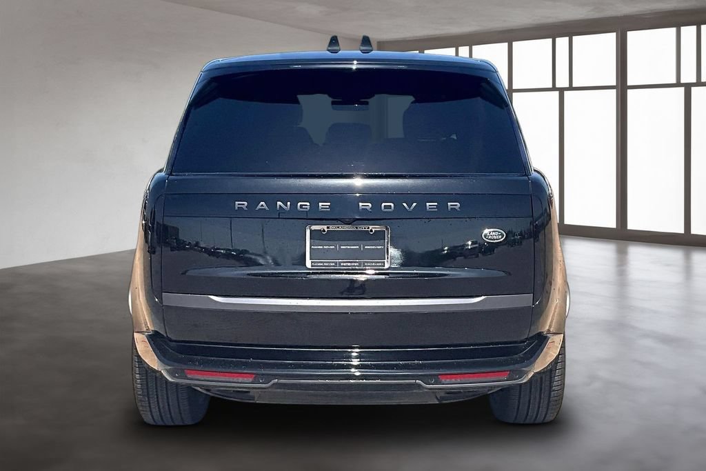 Used 2023 Land Rover Range Rover SE AWD/4WD image 4