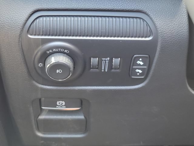 Used 2024 Jeep Wagoneer Series II AWD/4WD image 14