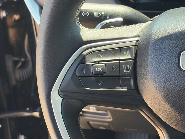 Certified 2024 Jeep Grand Cherokee L Laredo AWD/4WD image 24