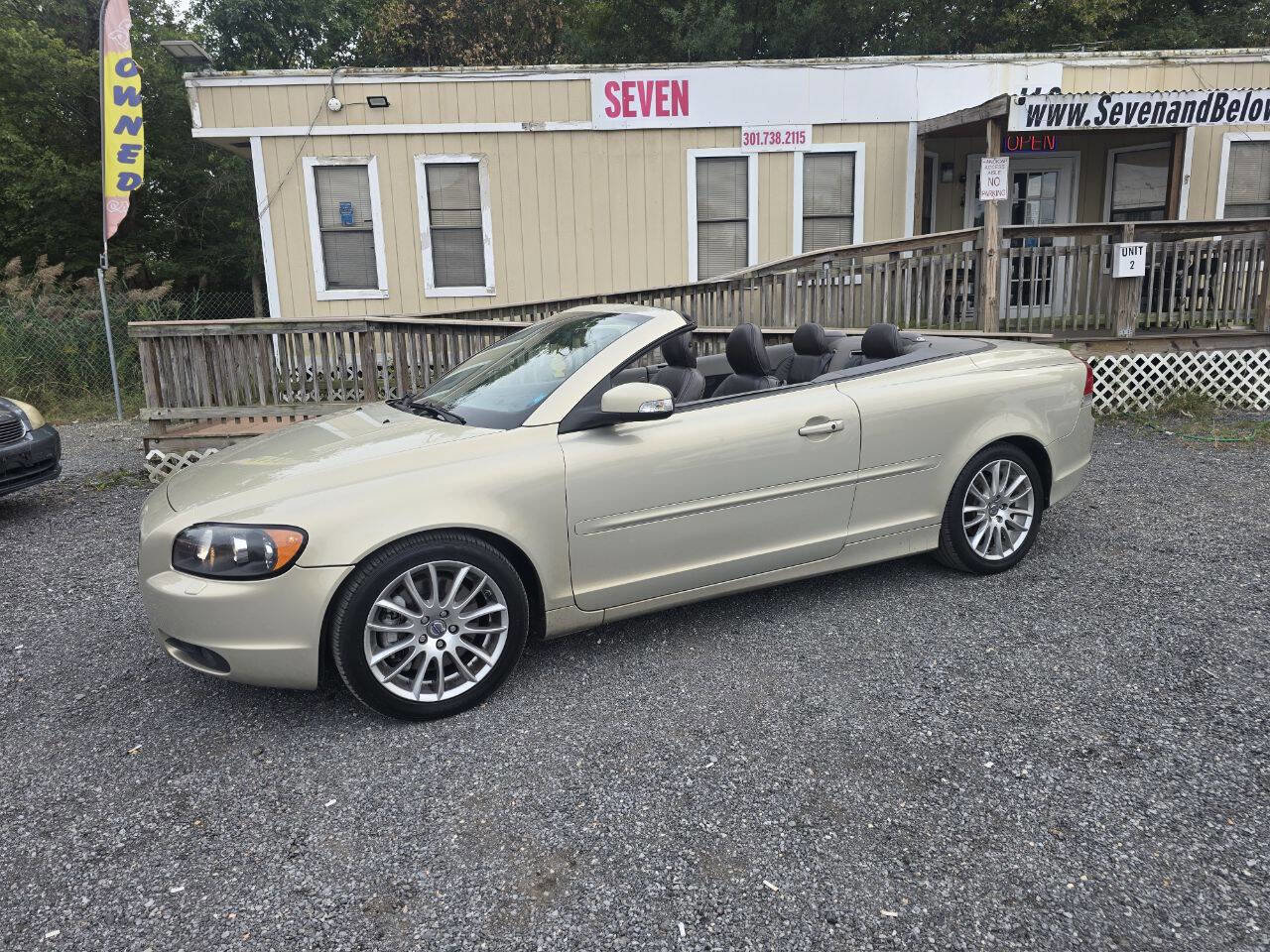 Used 2008 Volvo C70 T5 image 2