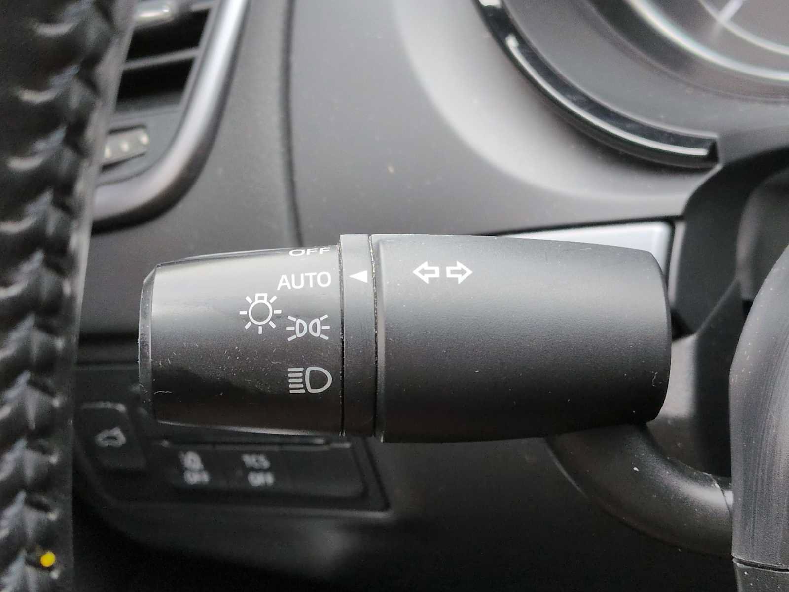 Used 2018 MAZDA CX-9 Touring AWD/4WD image 27
