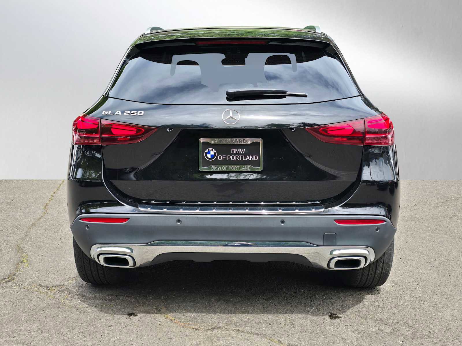 Used 2025 Mercedes-Benz GLA 250 image 4