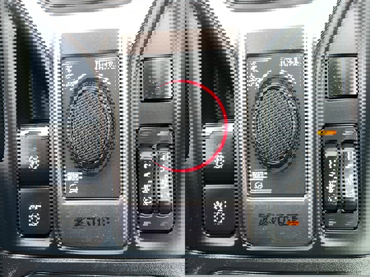 Used 2022 Subaru Forester Premium image 10