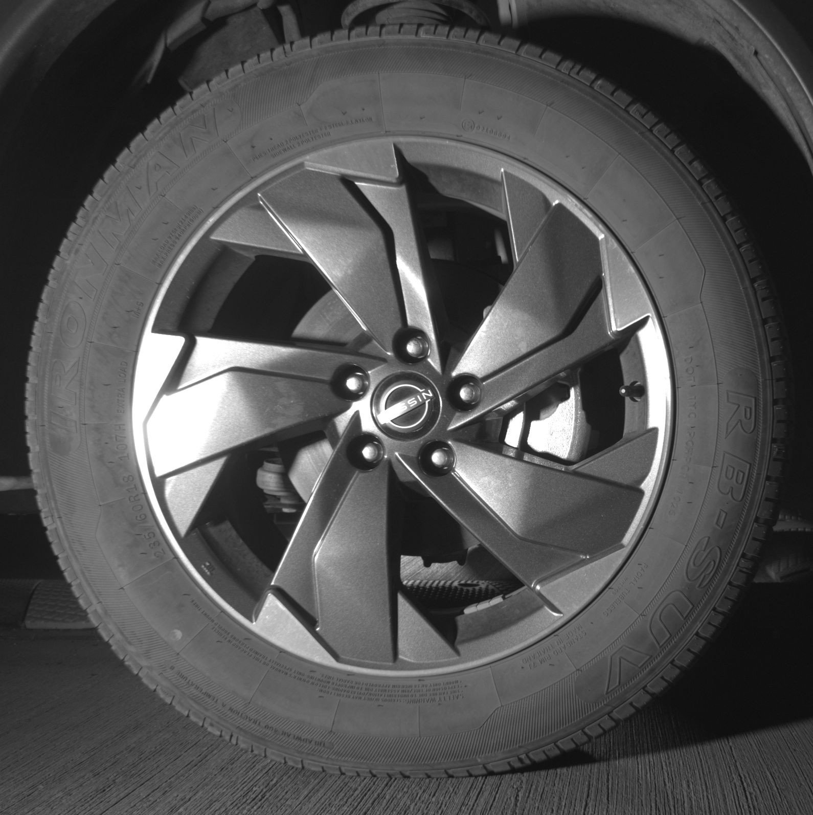 Used 2025 Nissan Rogue SV AWD/4WD image 13