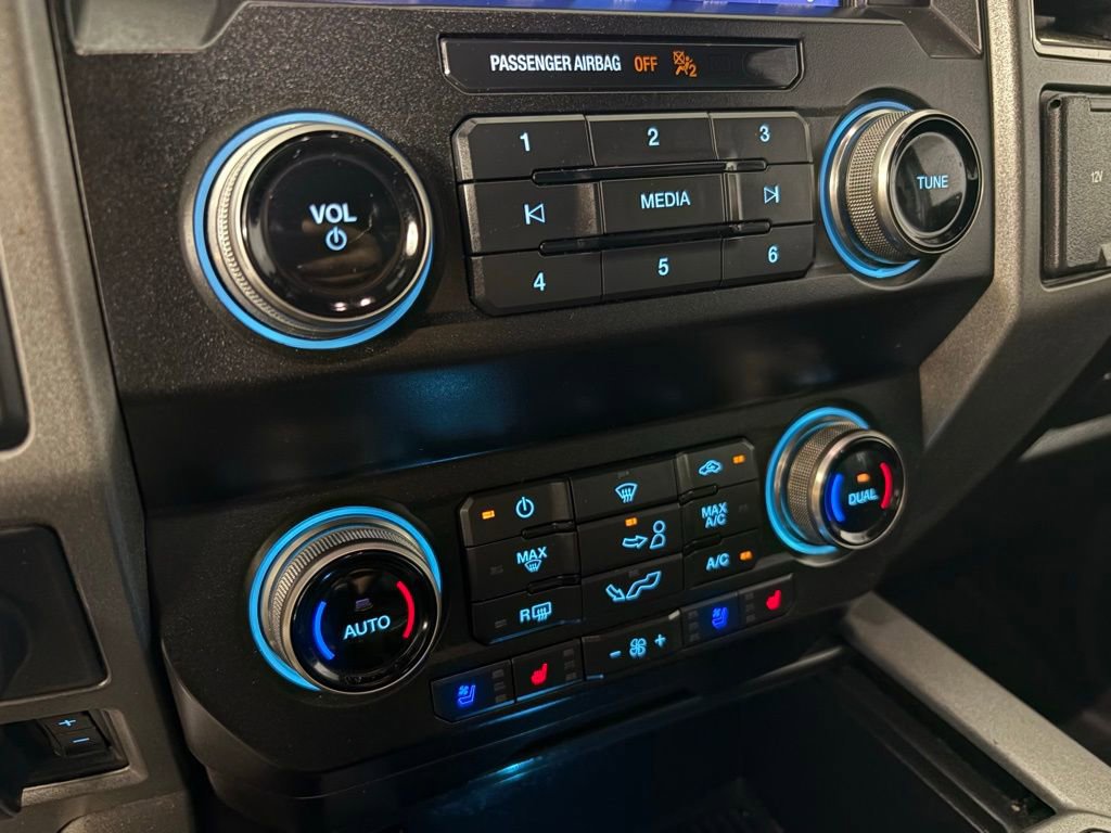 Used 2020 Ford F150 Raptor w/ Equipment Group 802A Luxury AWD/4WD image 36