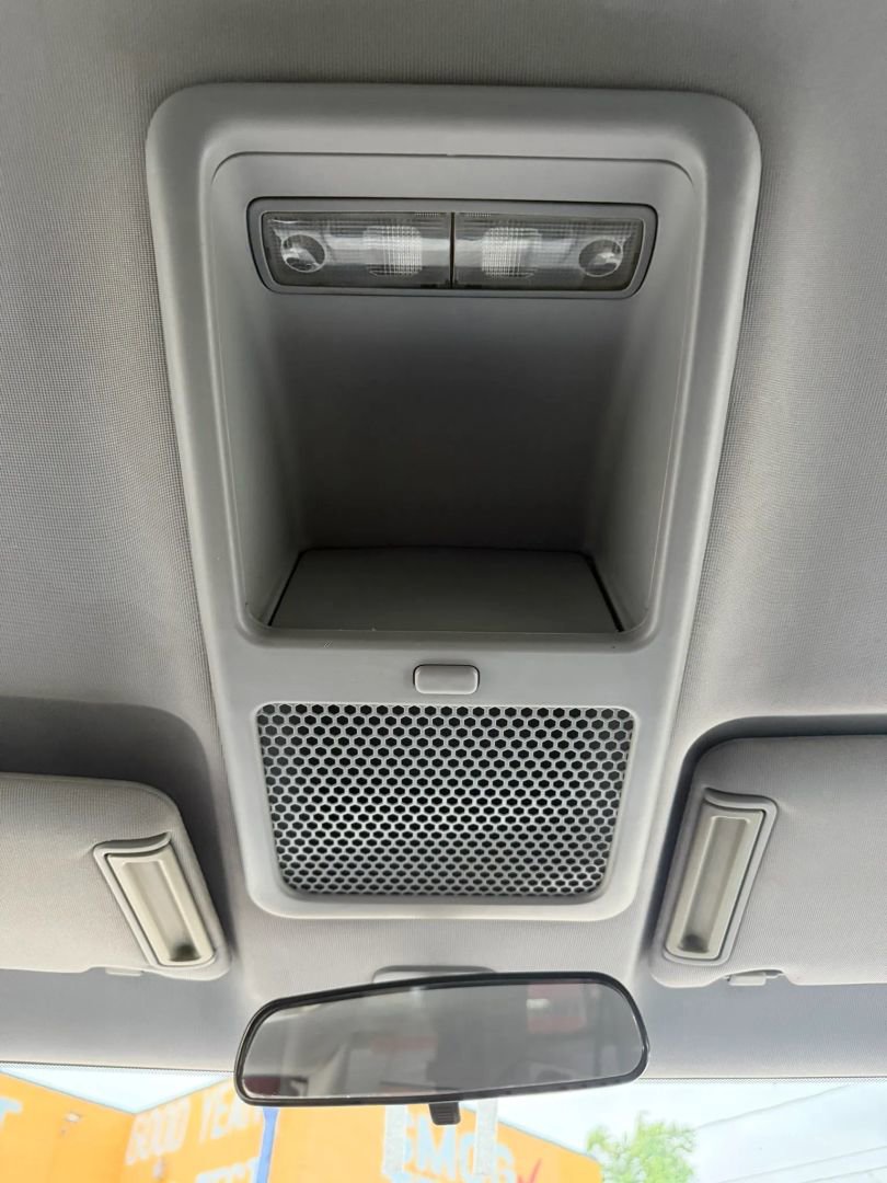 Used 2004 Honda Element EX image 24