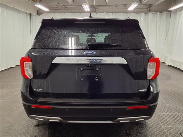 Certified 2020 Ford Explorer XLT w/ Equipment Group 202A image 21