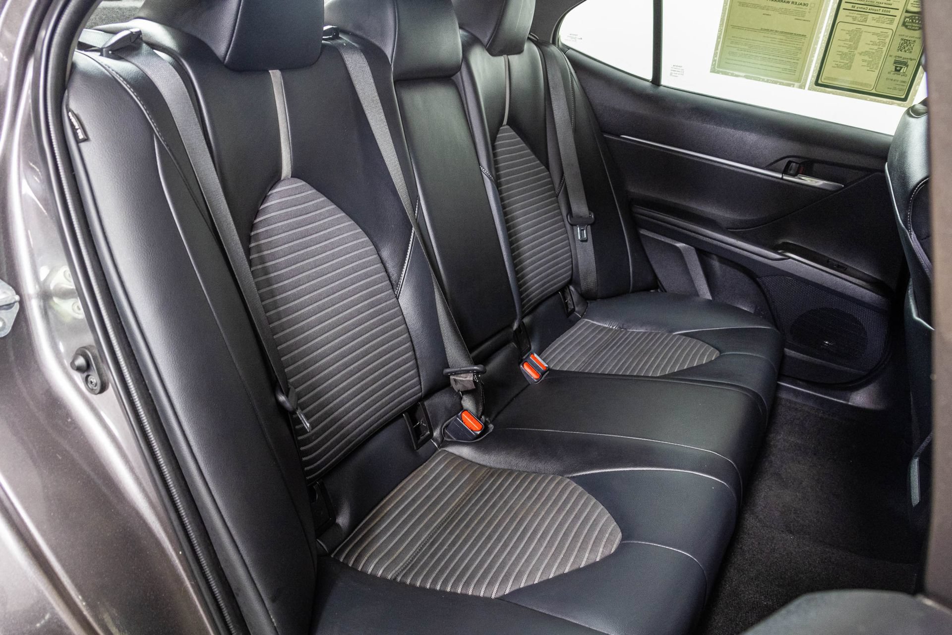 Used 2022 Toyota Camry SE w/ Cold Weather Package FWD image 39