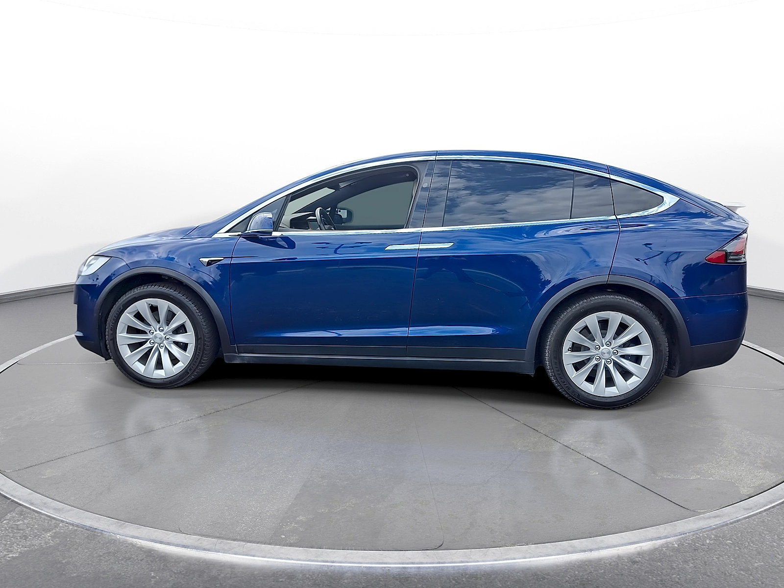 Used 2020 Tesla Model X Long Range AWD/4WD image 5