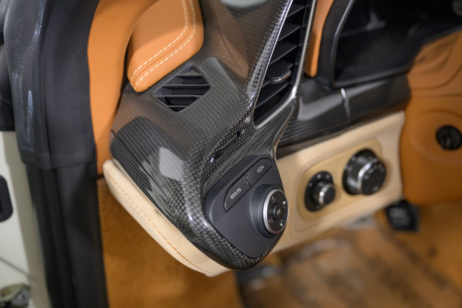 Used 2015 Ferrari 458 Spider RWD image 44