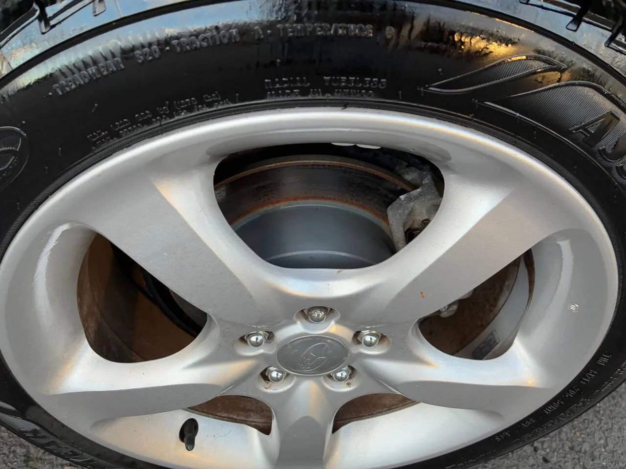 Used 2007 Subaru Legacy 2.5i Limited image 3