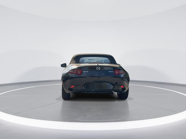 New 2026 MAZDA MX-5 Miata Club w/ Interior Package RWD image 7