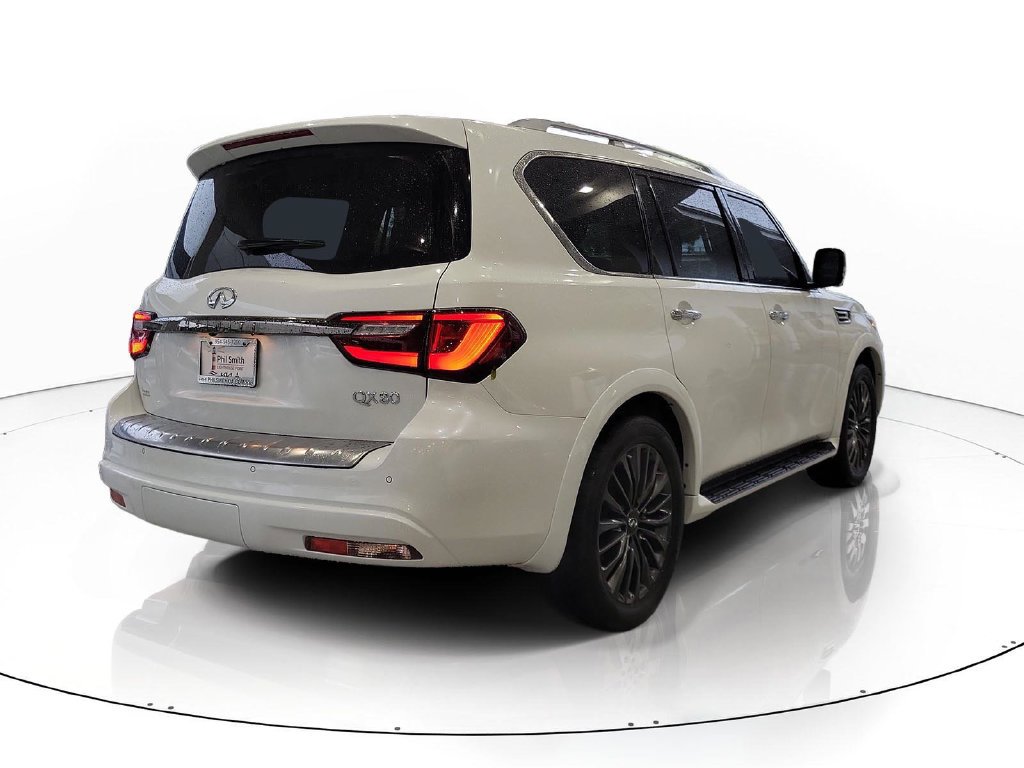 Used 2022 INFINITI QX80 Premium Select w/ All-Season Package RWD image 5