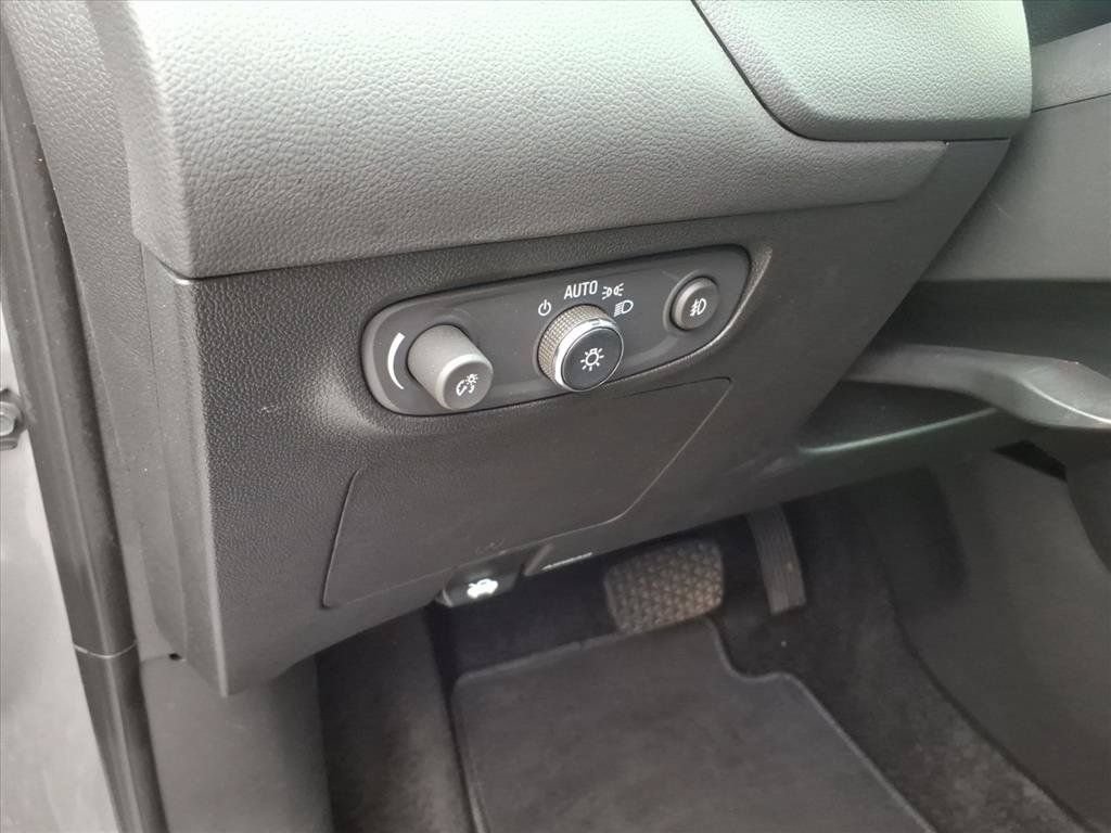 Used 2023 Buick Encore GX Preferred w/ Cold Weather Comfort Package FWD image 25