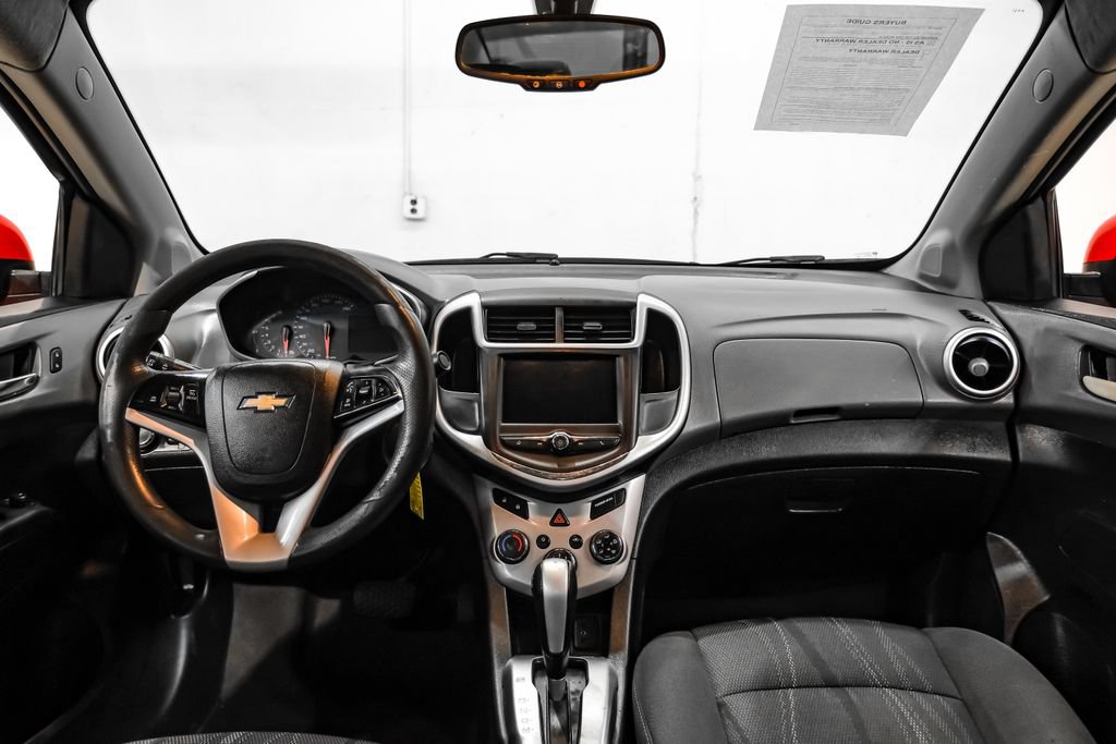 Used 2018 Chevrolet Sonic LT FWD image 13