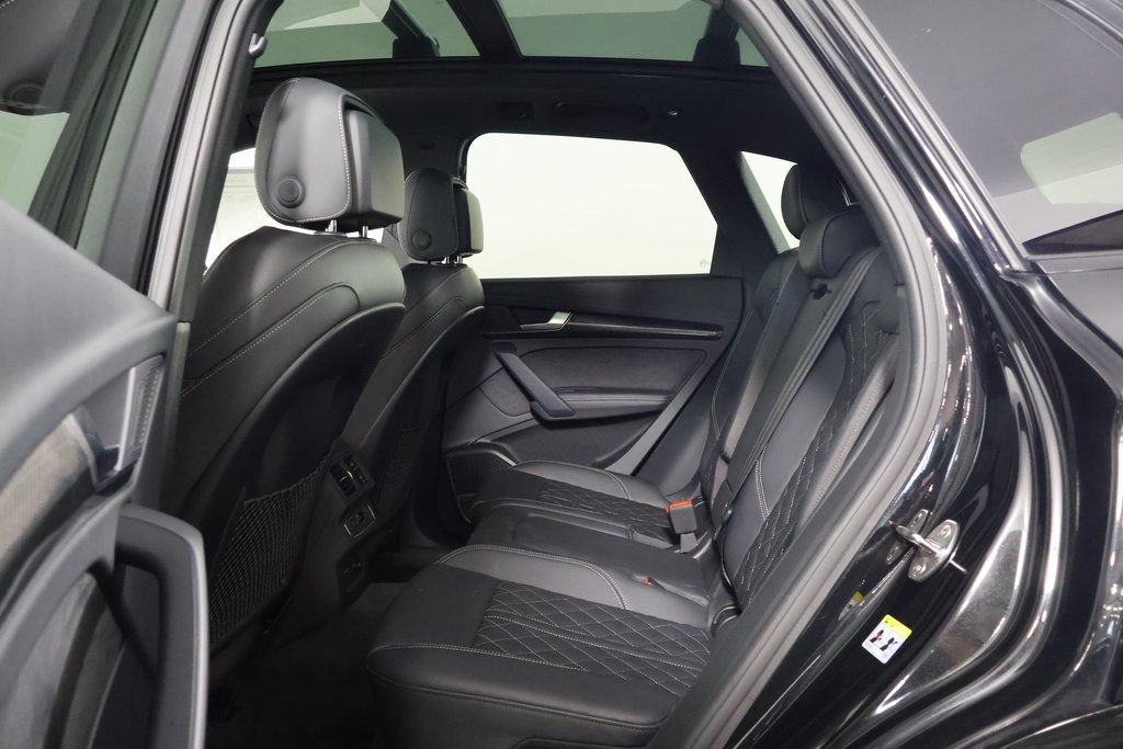 Used 2024 Audi SQ5 Premium Plus AWD/4WD image 11