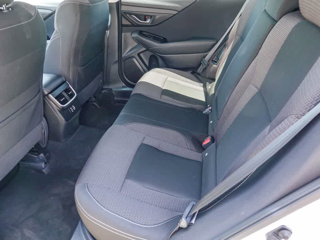 Used 2025 Subaru Outback Premium AWD/4WD image 16