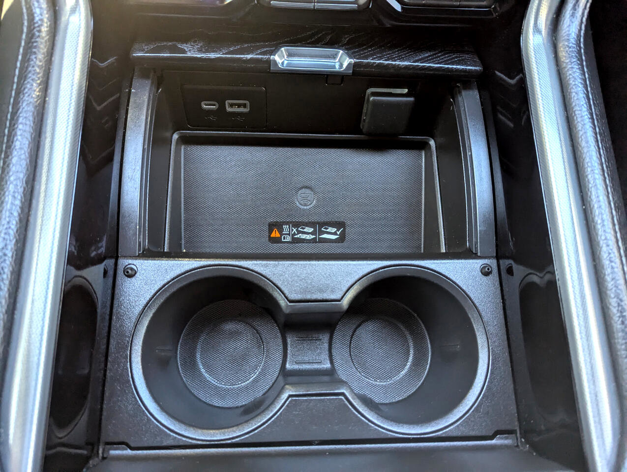 Used 2021 GMC Yukon XL Denali image 27